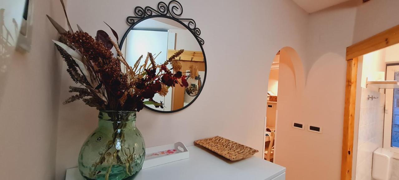Studio Apartments Malu Pula Ngoại thất bức ảnh