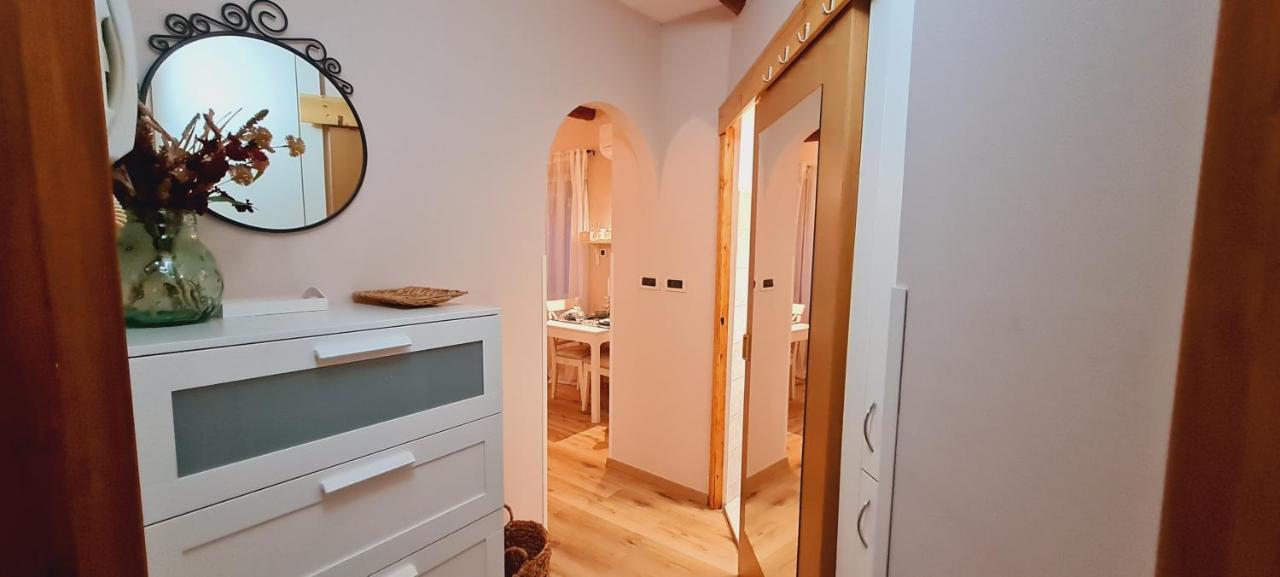 Studio Apartments Malu Pula Ngoại thất bức ảnh